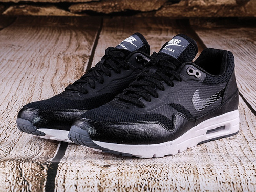 Nike Air Max 1 Ultra Essential Wmns Chaussures - 704993-009